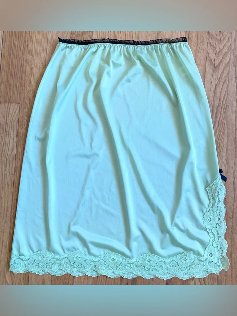 Vintage 60s GREENCO MAID Embellished Half Slip *Large* Green Nylon Side Split - Picture 3 of 5